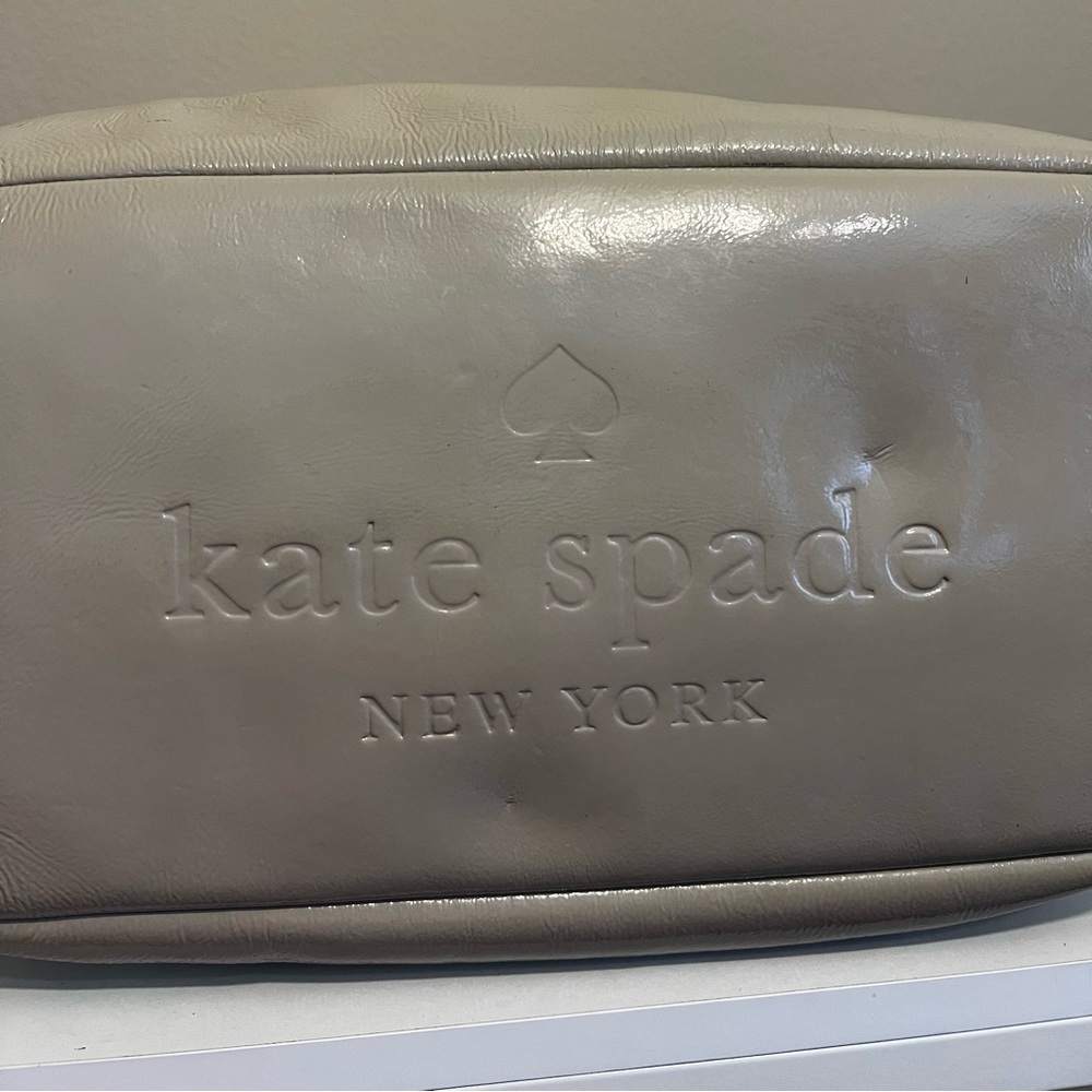 Kate Spade Gray Tote Bag - Picture 3 of 14